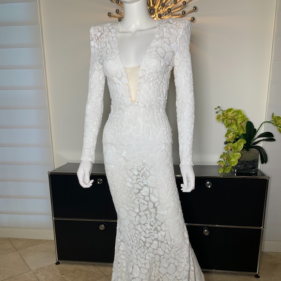 GALA DRESS - Picture 5 of 10